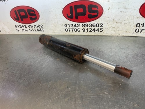 Mower deck hydraulic - lift, ram