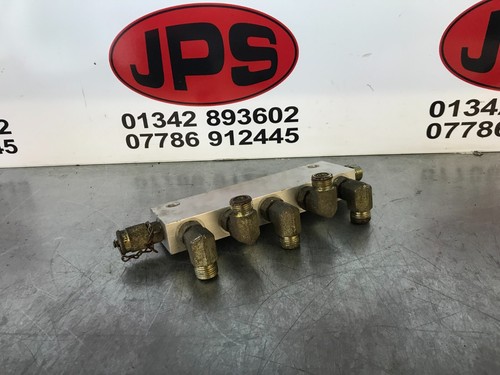 Mower pod hydraulic