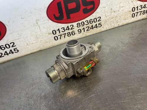 Hydraulic oil filter head - , x
